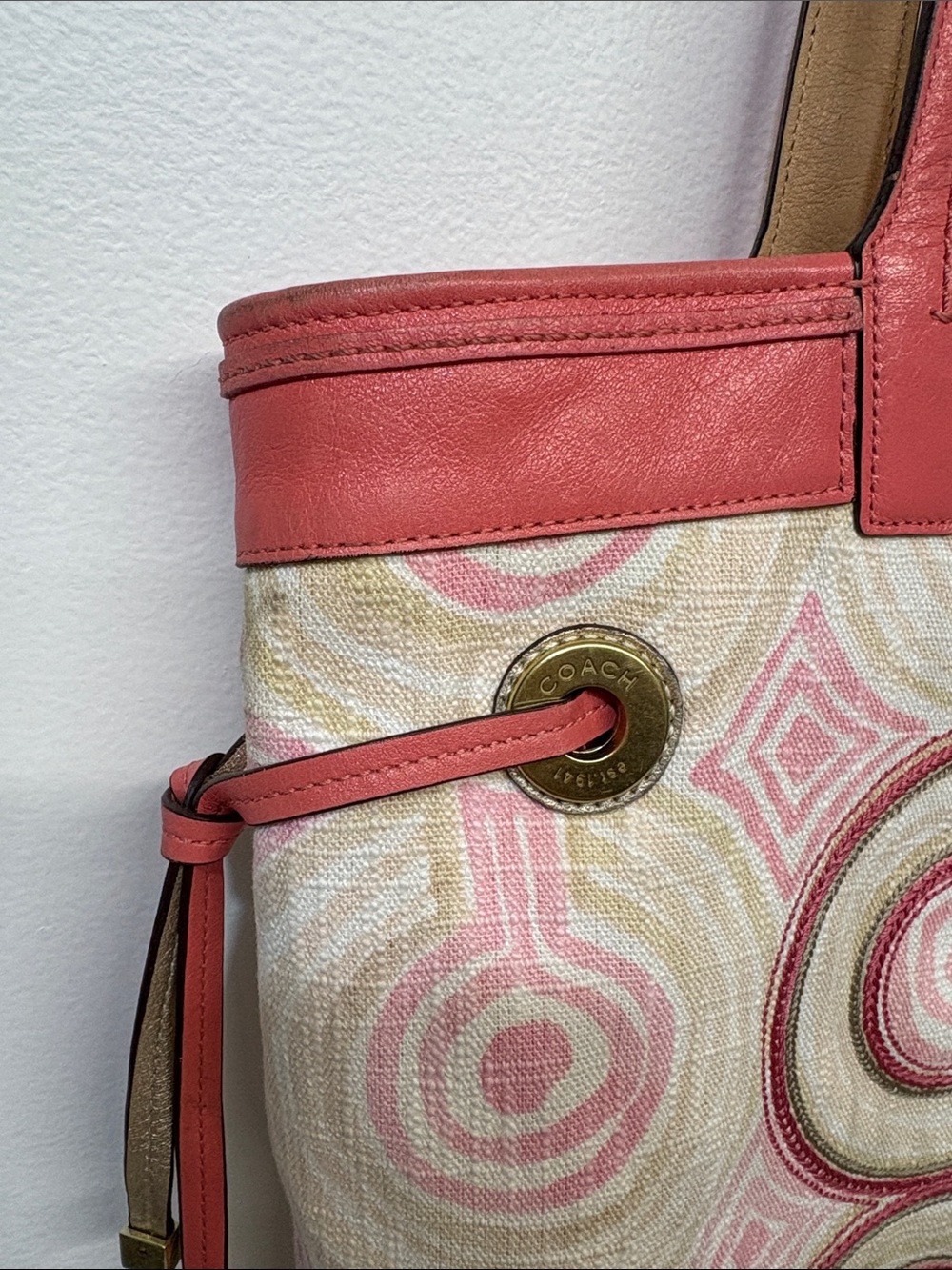 COACH Tote - Picture 3 of 16